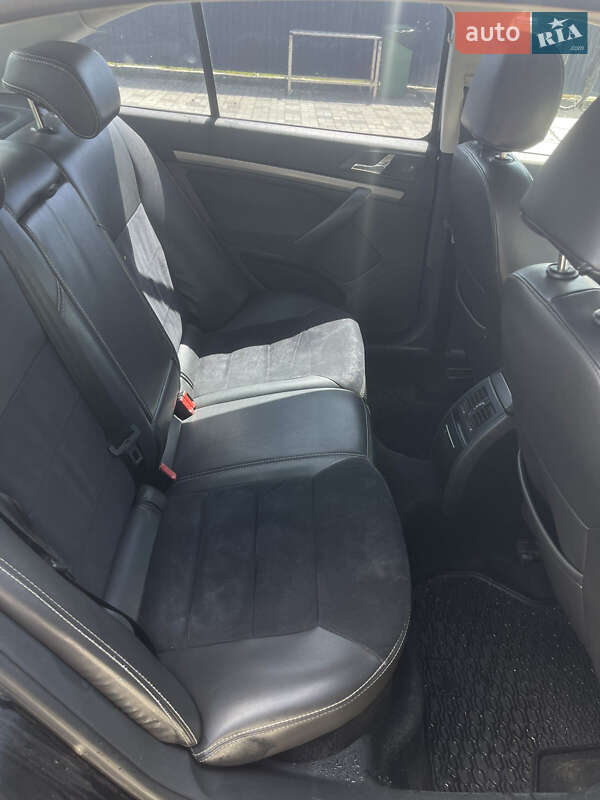 Ліфтбек Skoda Octavia 2005 в Іршаві