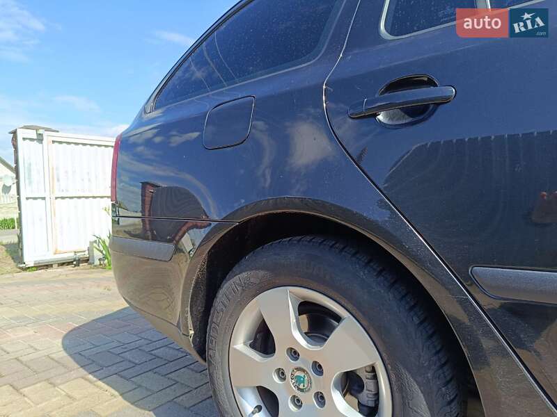 Універсал Skoda Octavia 2008 в Сарнах