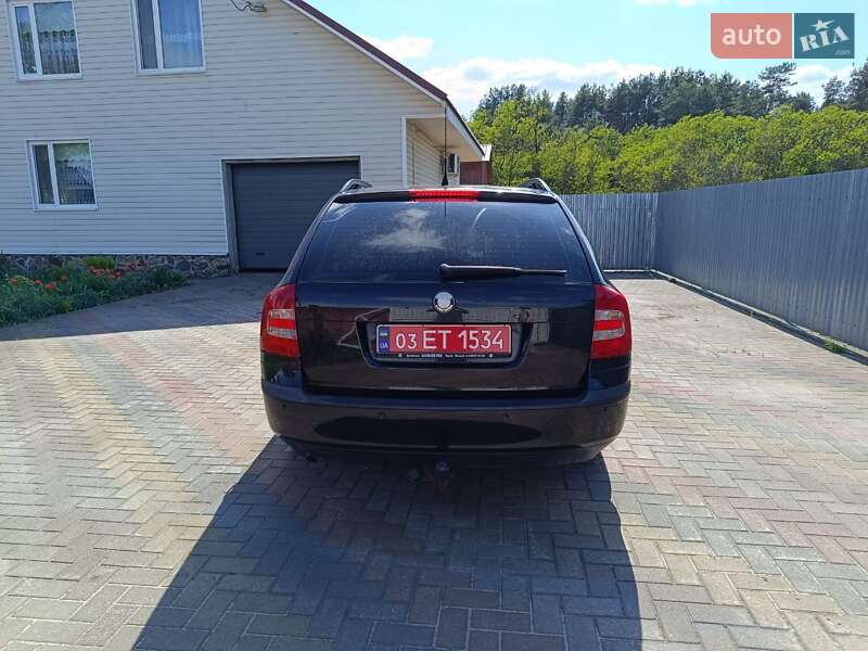 Універсал Skoda Octavia 2008 в Сарнах