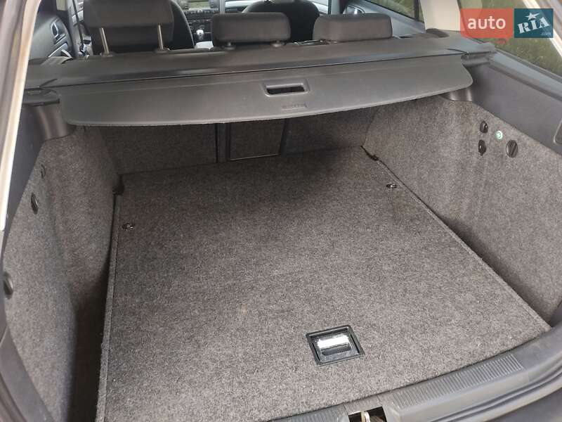 Універсал Skoda Octavia 2008 в Сарнах