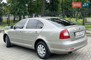 Лифтбек Skoda Octavia 2012 в 