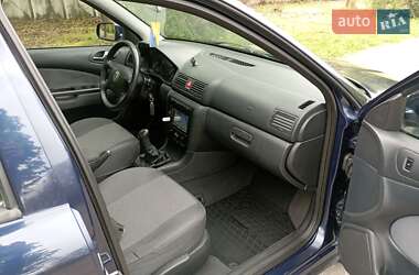 Лифтбек Skoda Octavia 2002 в 