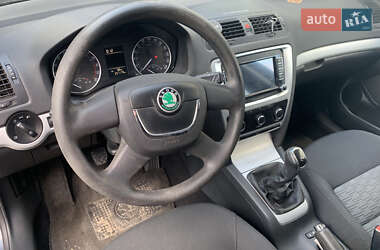 Універсал Skoda Octavia 2011 в Дунаївцях