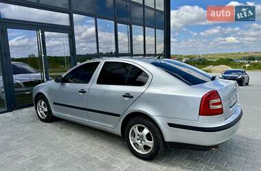 Лифтбек Skoda Octavia 2008 в 