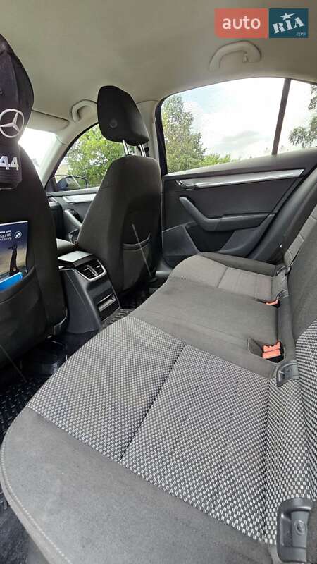 Лифтбек Skoda Octavia 2016 в Харькове