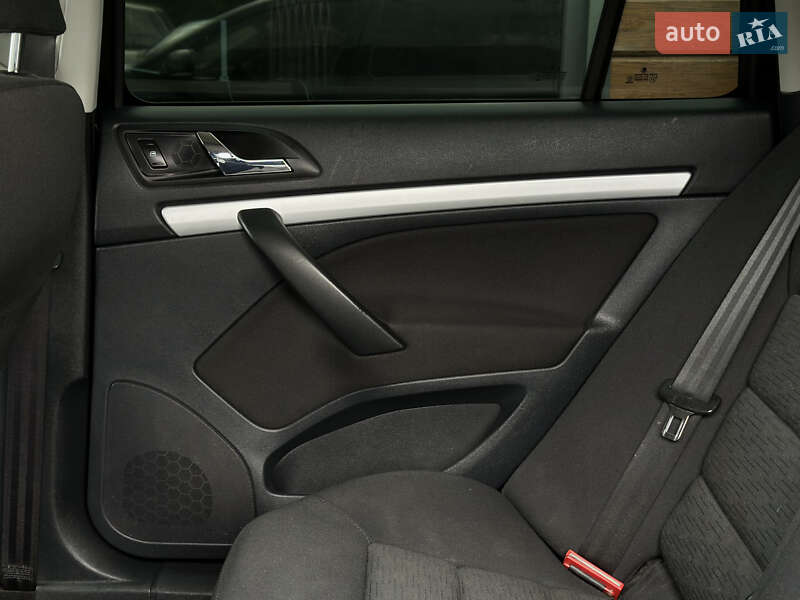 Универсал Skoda Octavia 2011 в Шептицькому
