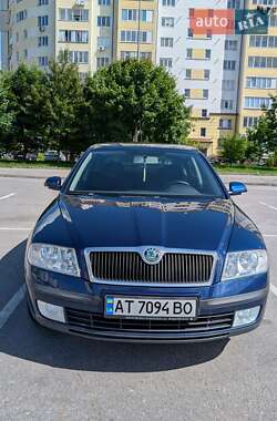 Лифтбек Skoda Octavia 2008 в 