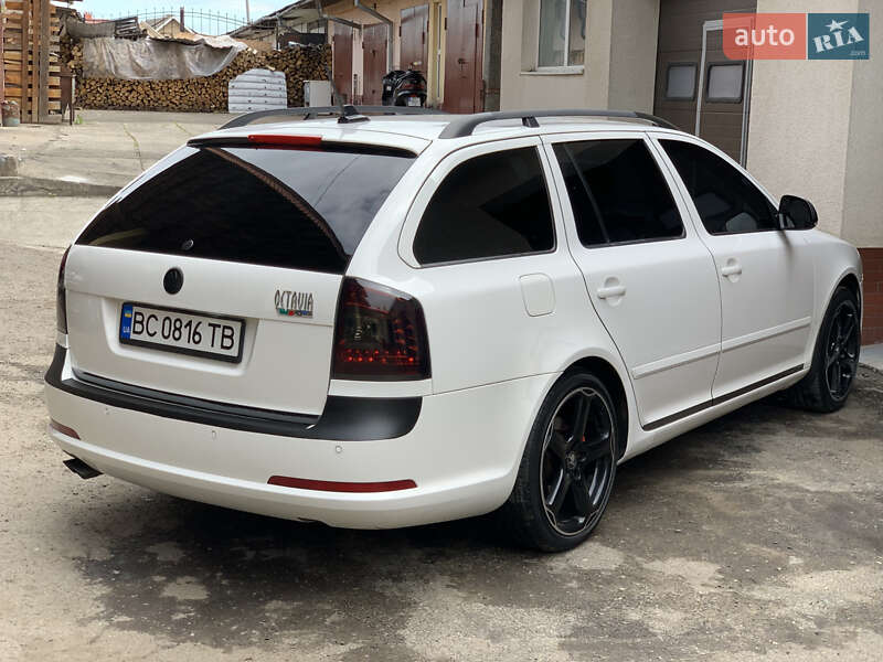 Універсал Skoda Octavia 2009 в Івано-Франківську
