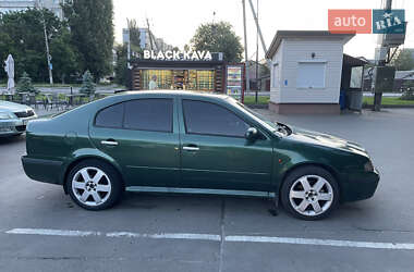 Лифтбек Skoda Octavia 1998 в 