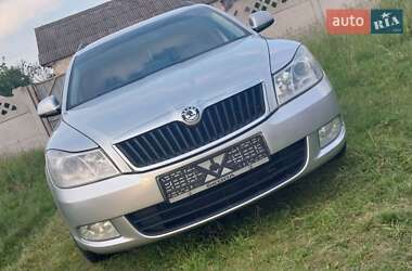 Универсал Skoda Octavia 2010 в 