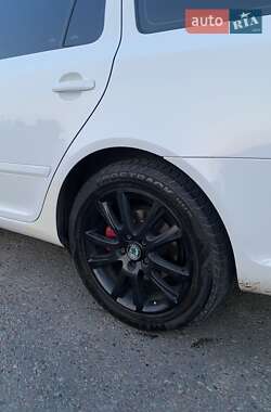 Универсал Skoda Octavia 2010 в 