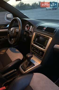 Универсал Skoda Octavia 2010 в 