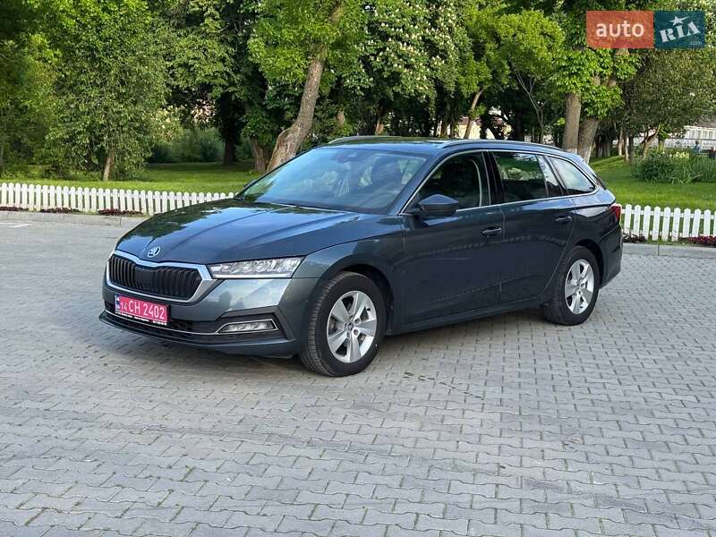 Універсал Skoda Octavia 2021 в Бережанах