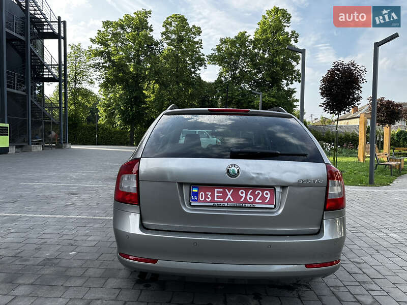 Универсал Skoda Octavia 2011 в Нововолынске