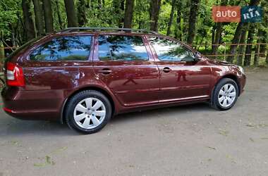 Универсал Skoda Octavia 2011 в 