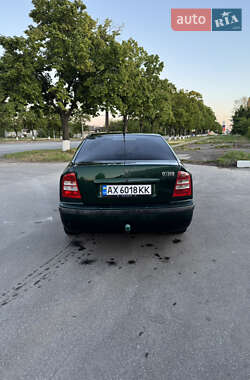 Лифтбек Skoda Octavia 2000 в 