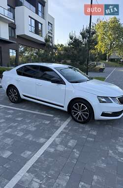 Ліфтбек Skoda Octavia 2017 в 