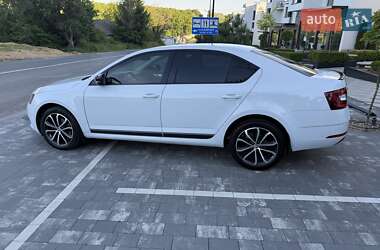 Ліфтбек Skoda Octavia 2017 в 