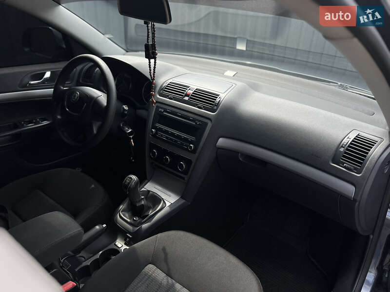 Ліфтбек Skoda Octavia 2011 в Шептицькому