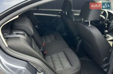 Лифтбек Skoda Octavia 2011 в 