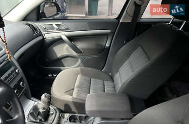 Лифтбек Skoda Octavia 2011 в 
