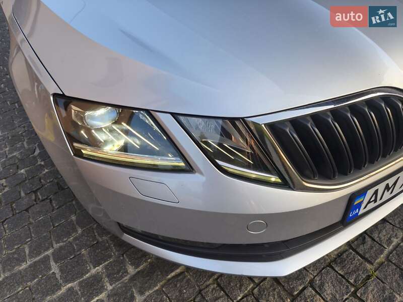 Універсал Skoda Octavia 2017 в Звягелі