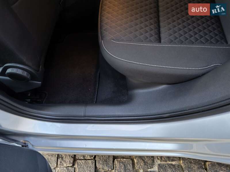 Універсал Skoda Octavia 2017 в Звягелі