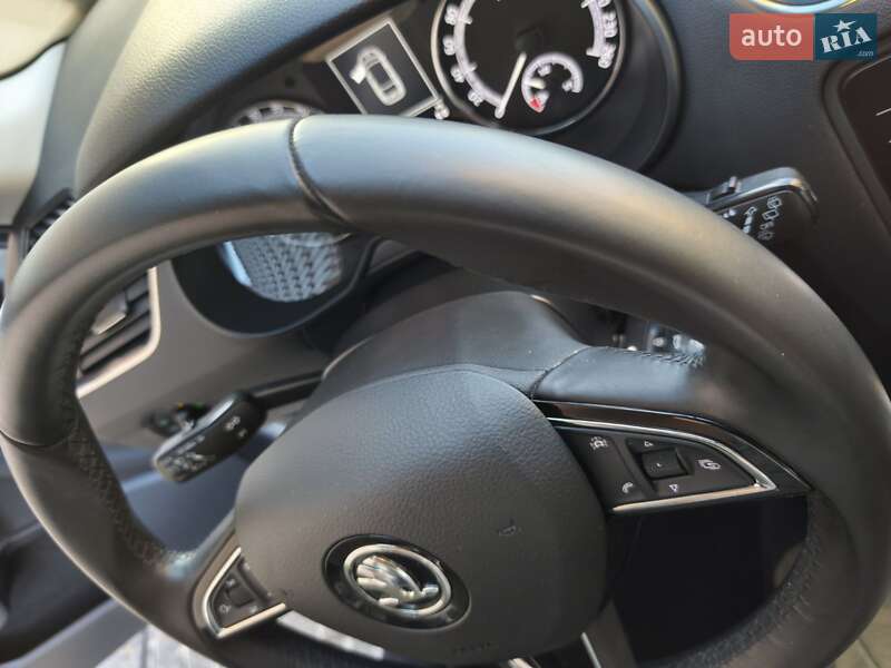 Універсал Skoda Octavia 2017 в Звягелі