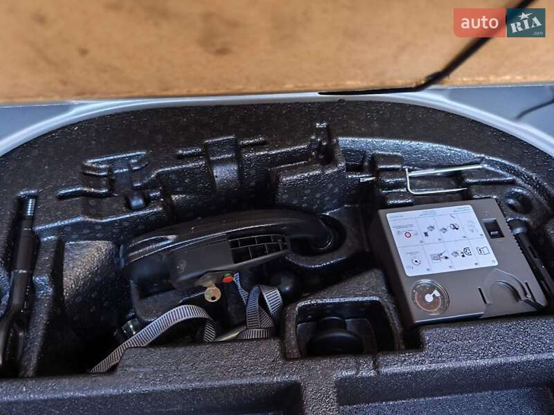 Універсал Skoda Octavia 2017 в Звягелі