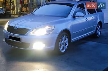 Универсал Skoda Octavia 2012 в Ровно