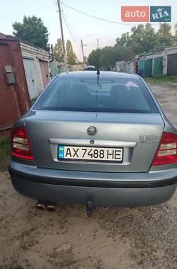 Лифтбек Skoda Octavia 2001 в 