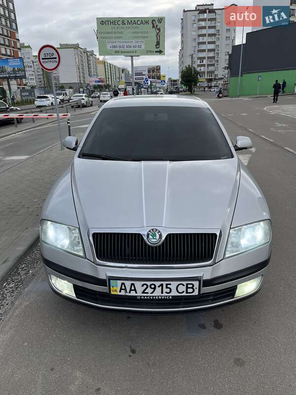 Ліфтбек Skoda Octavia 2006 в Києві