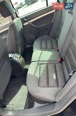 Универсал Skoda Octavia 2012 в 