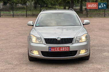Универсал Skoda Octavia 2011 в 