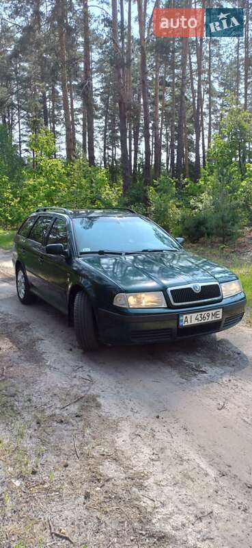 Універсал Skoda Octavia 2004 в Василькові