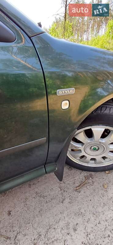 Універсал Skoda Octavia 2004 в Василькові