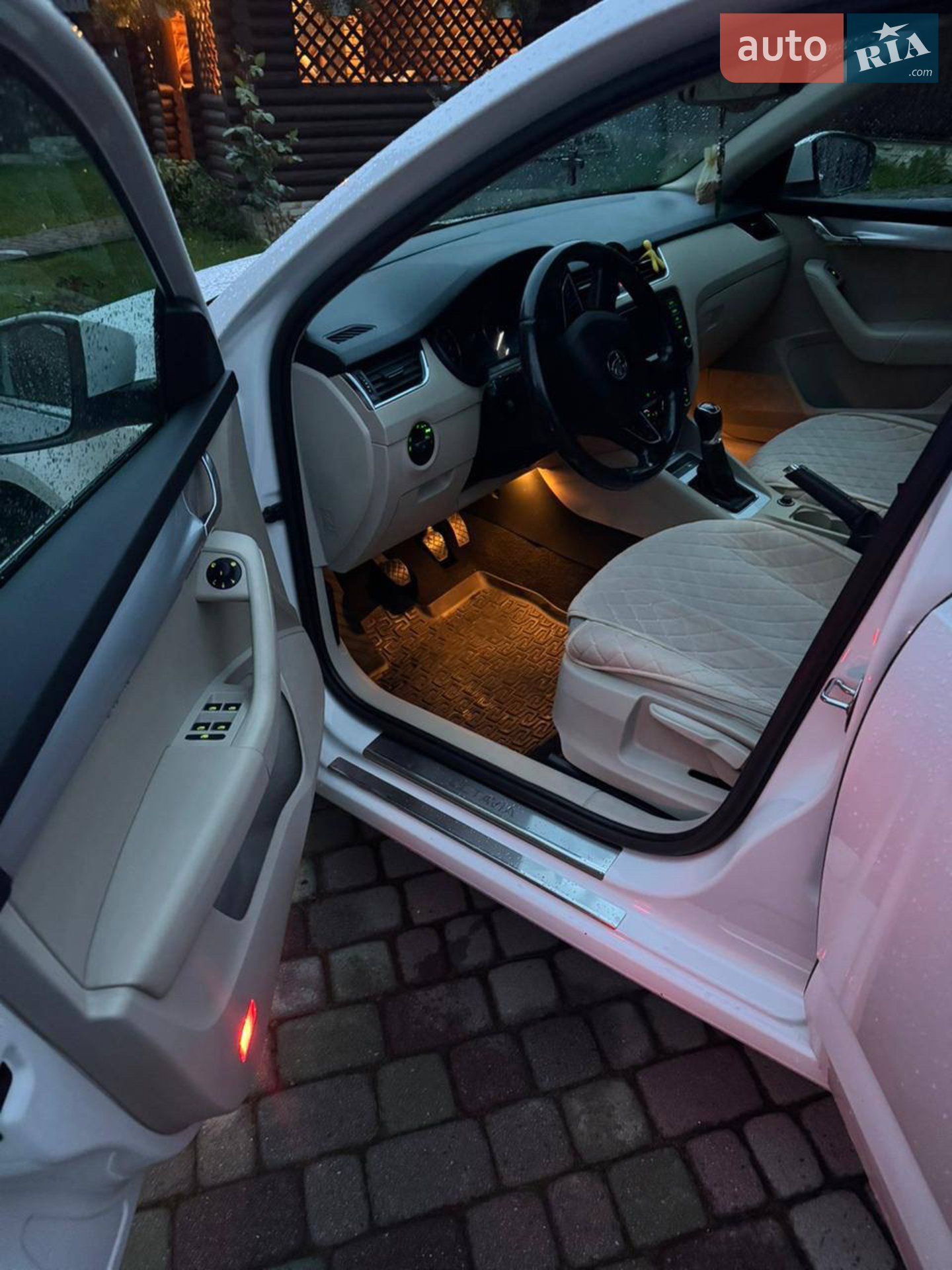2013 Skoda Octavia - мініатюра 17
