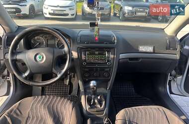 Лифтбек Skoda Octavia 2008 в 