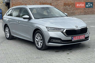 Универсал Skoda Octavia 2021 в Бережанах