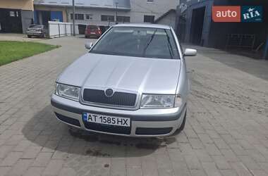 Лифтбек Skoda Octavia 2005 в 
