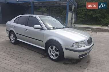Лифтбек Skoda Octavia 2005 в 