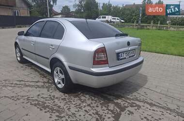 Лифтбек Skoda Octavia 2005 в 