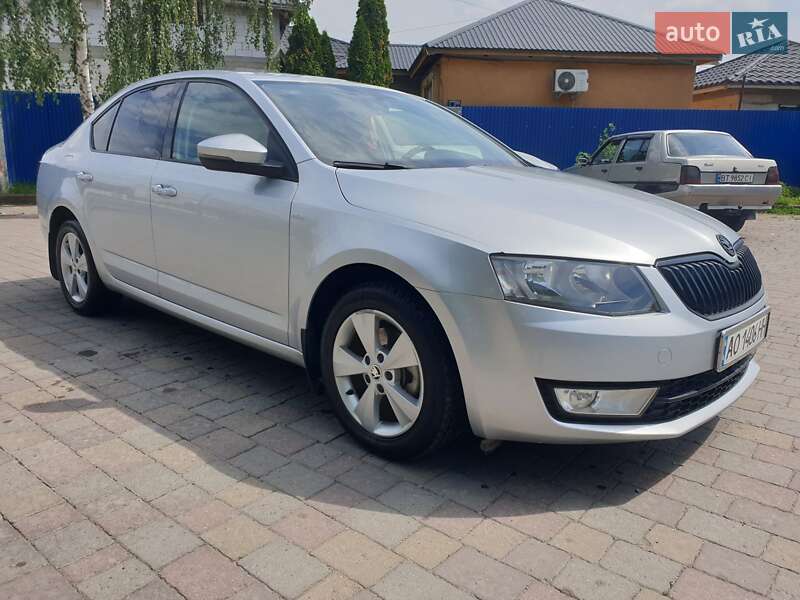 Лифтбек Skoda Octavia 2015 в Мукачево