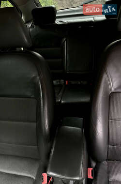 Лифтбек Skoda Octavia 2008 в 