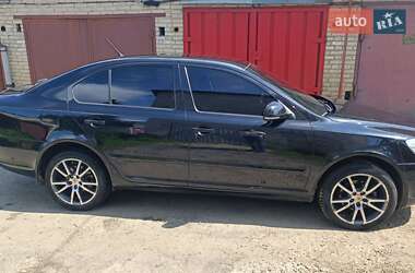 Лифтбек Skoda Octavia 2012 в 