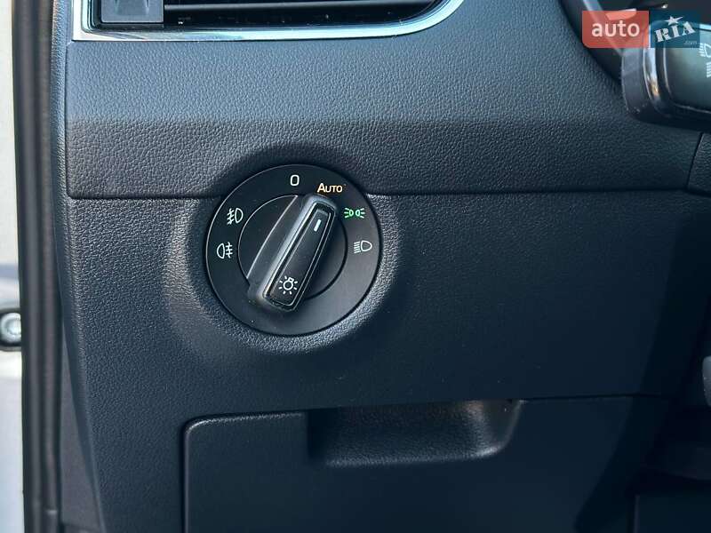 Универсал Skoda Octavia 2019 в Луцке