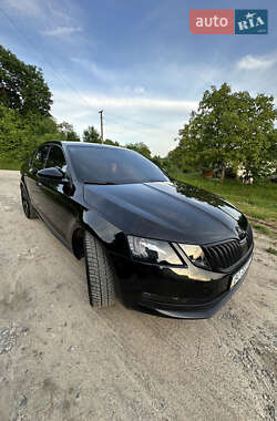 Лифтбек Skoda Octavia 2017 в 