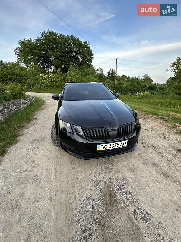 Лифтбек Skoda Octavia 2017 в Теребовле