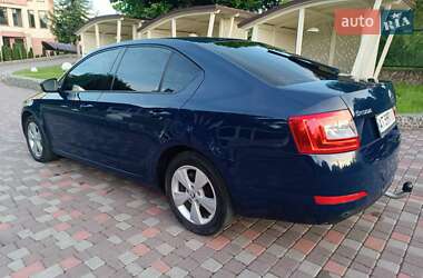 Лифтбек Skoda Octavia 2014 в 