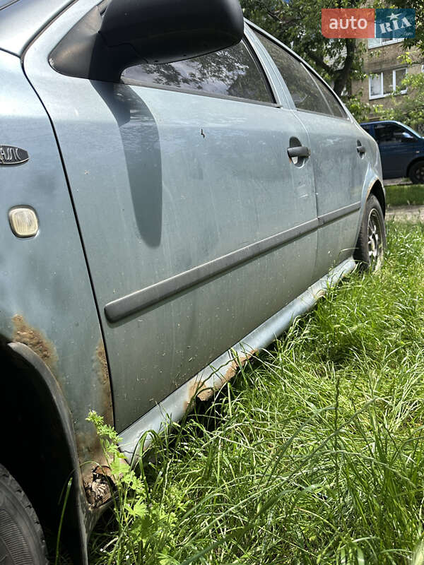 Ліфтбек Skoda Octavia 2004 в Києві
